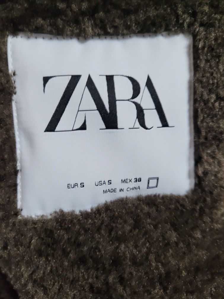 Palton Zara ca nou