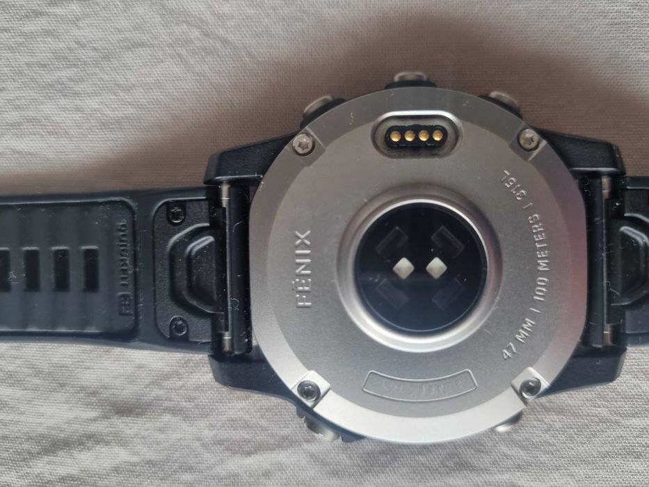 Смарт часовник Garmin fenix E