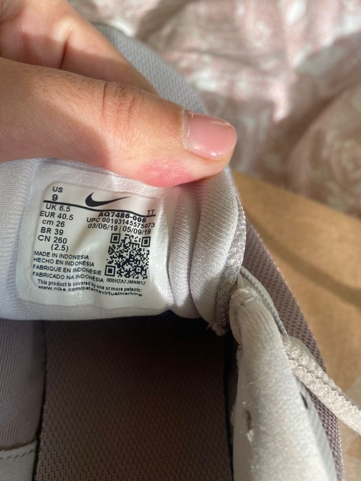 Nike Downshifte 40.5 Grey/pink