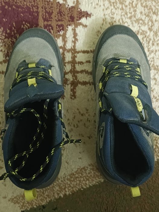 Bocanci baieti Quechua