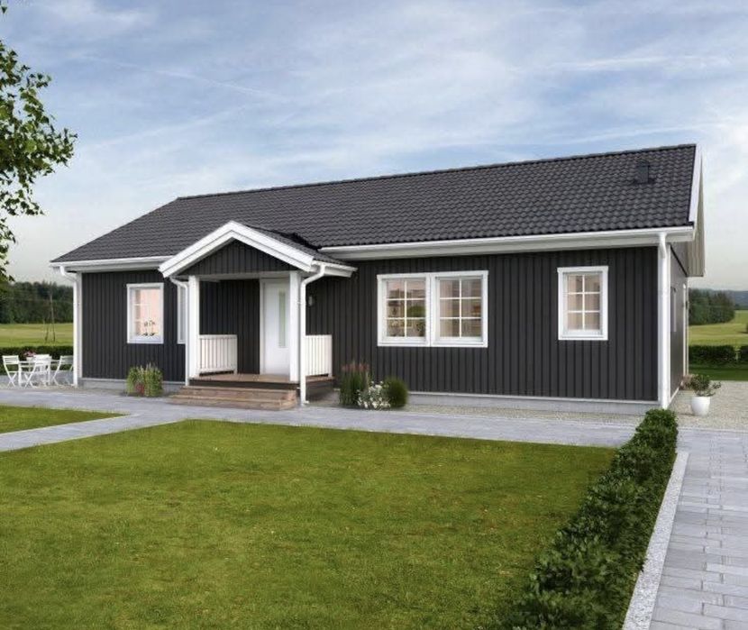 Vand casa pe structura metalica de locuit