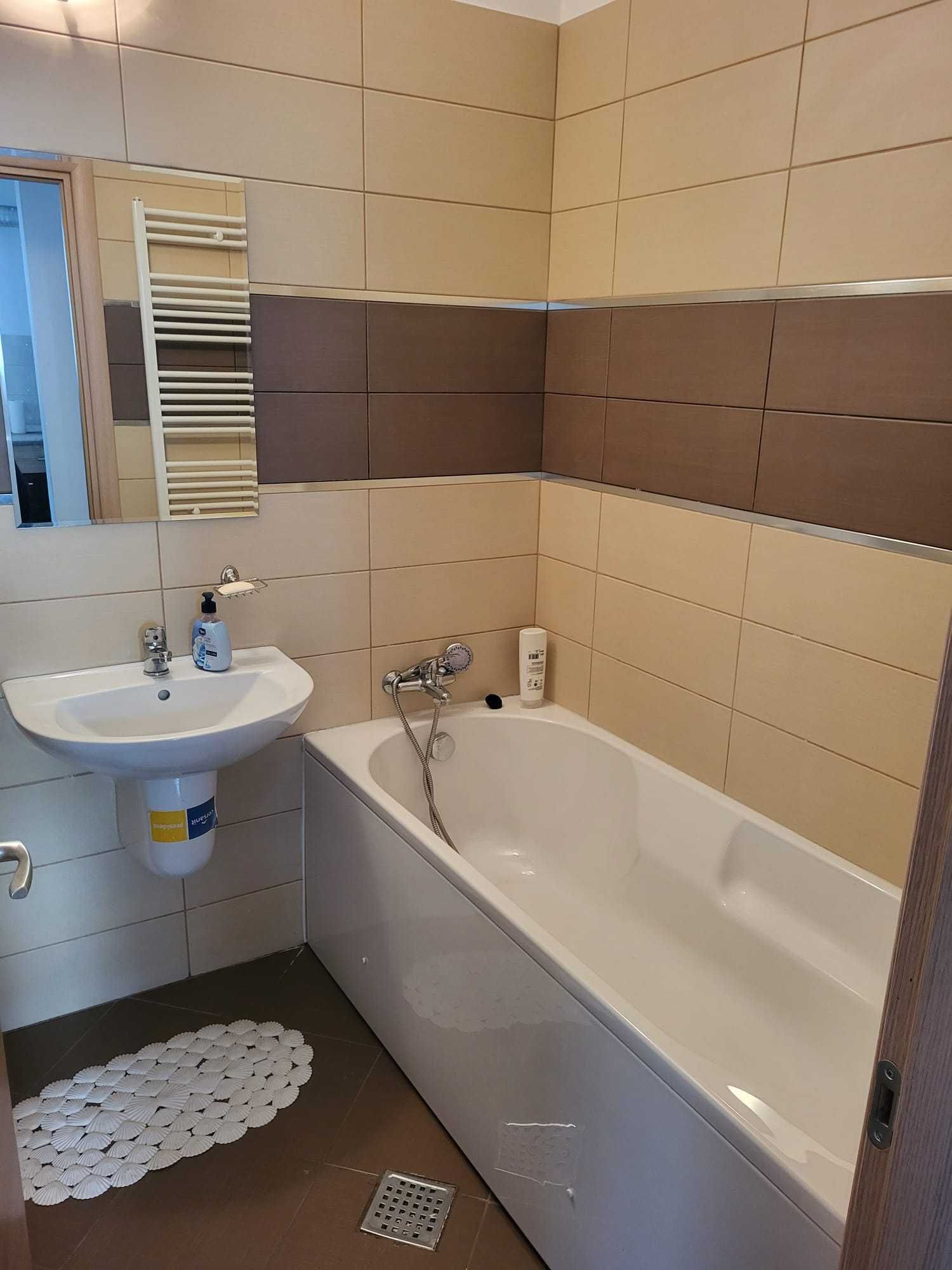 Apartament de închiriat