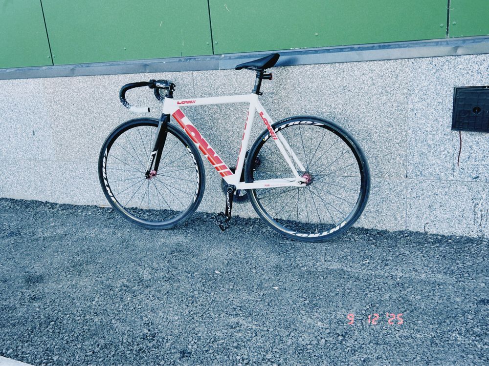 Fixed gear LOW//