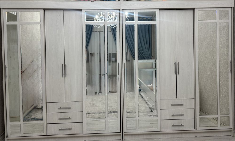 Срочно!Шкаф для спальни