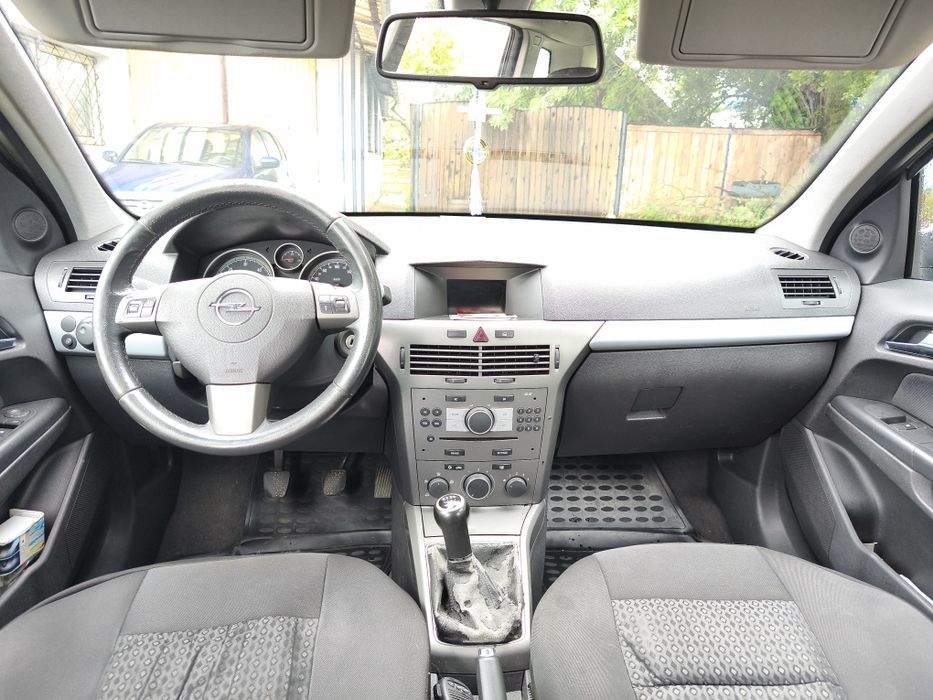 Opel Astra 1.9 CDTI