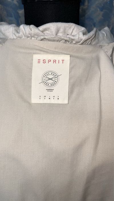 Jacheta model deosebit Esprit