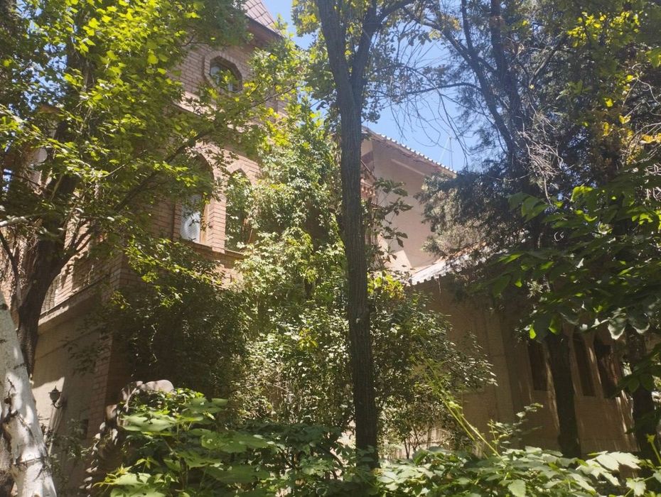 Земельный участок в Янгий Узбекистан, фасад 150м ширина 40м, Тузель