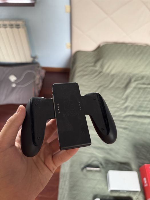 Продаю свой Nintendo Switch Oled