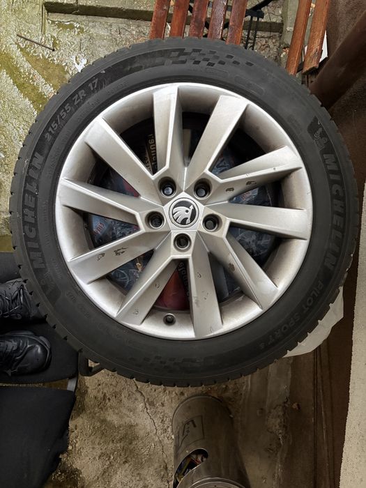 Jante Skoda superb set 4 bucati + anvelope VARA Michelin Pilot sport 5