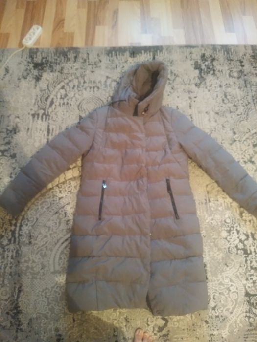 Продам женский пуховик