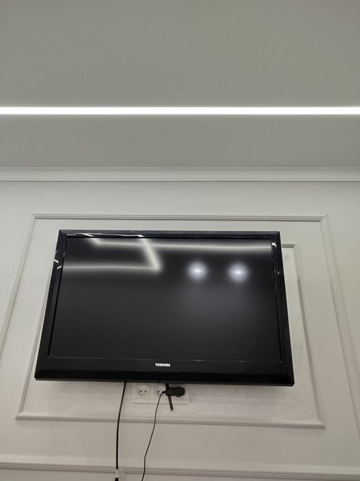 Телевизор б/у  Toshiba