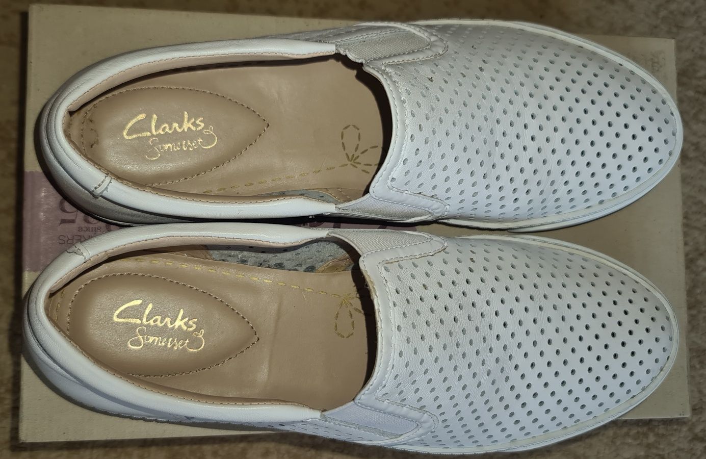 Новые кожаные слипоны Clarks из натуральной кожи 40 р.