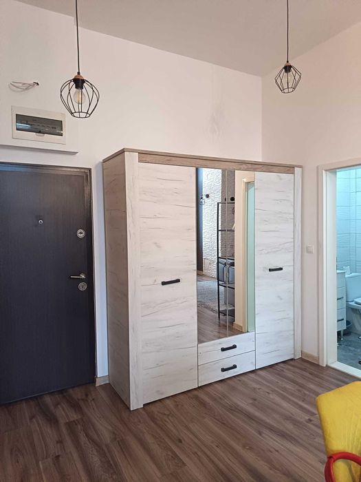 OCAZIE! Inchiriez ap 1 camera,LUX et 2 cu terasa ,CENTRU- CASA MODEI