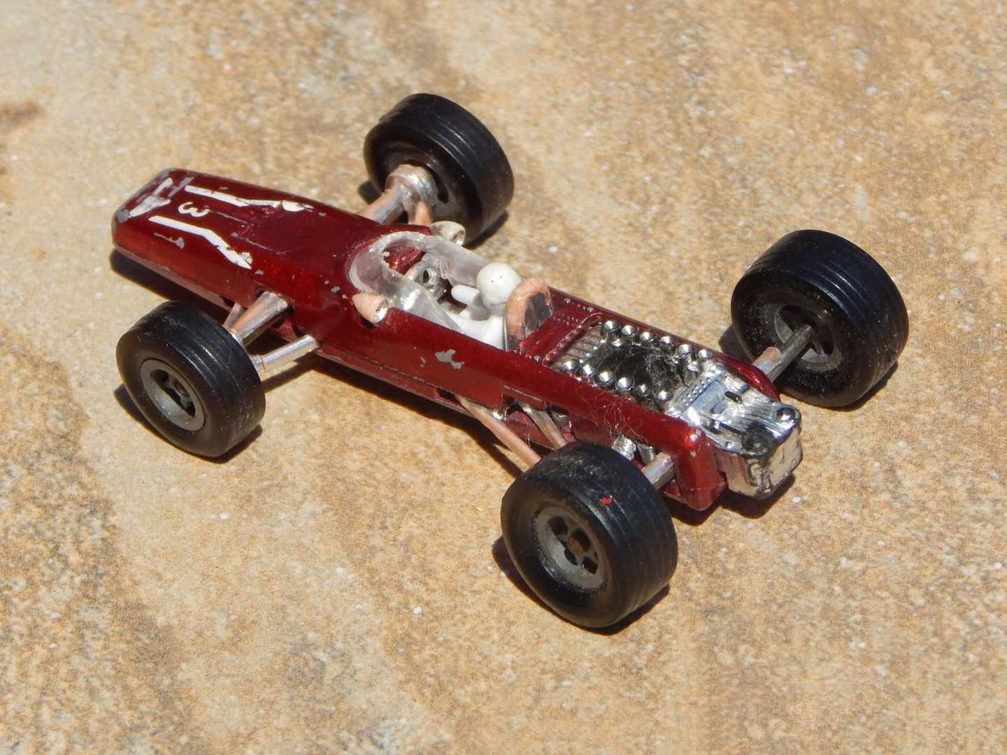 Macheta rara masina curse Formula 1 BRM F1 Racer sc 1:65 Majorette