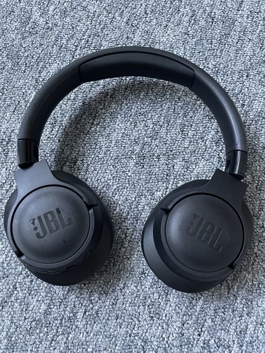 Casti audio Bluetooth JBL Tune 700 Black, Over The Ear, Wireless