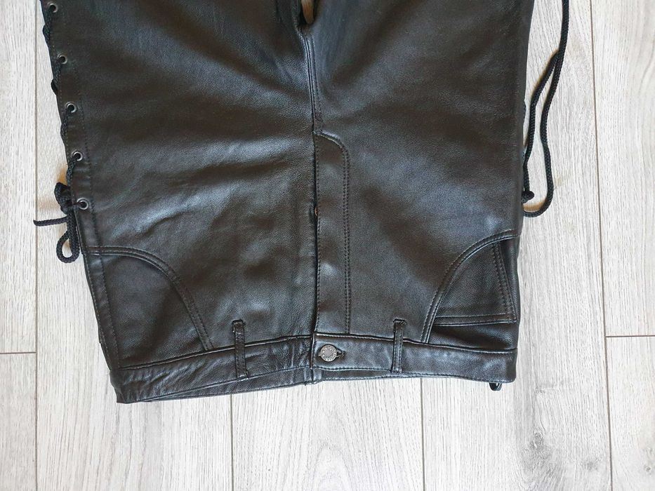 Pantaloni de piele cu sireturi pe margini - Talie 82 cm