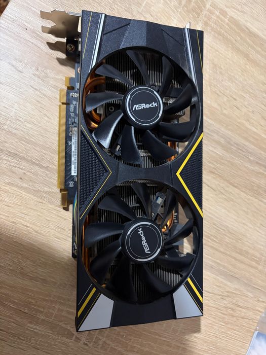 Placa video Asrock RX 5600 XT