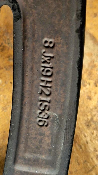 Bmw 442M  спорт пакет джанти с гуми