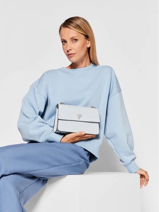 Чанта Guess 22 x 14 x 10.5 cm