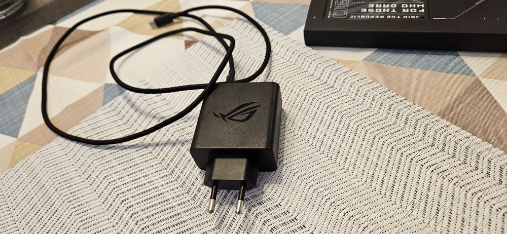 Asus Rog Phone 6 512 GB, 16 GB RAM, 6.78" FHD+