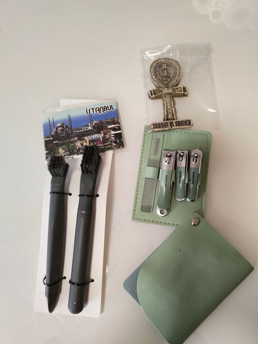 Комплект нокторезачки, 2бр четки за трудно достъпни места и две магнти