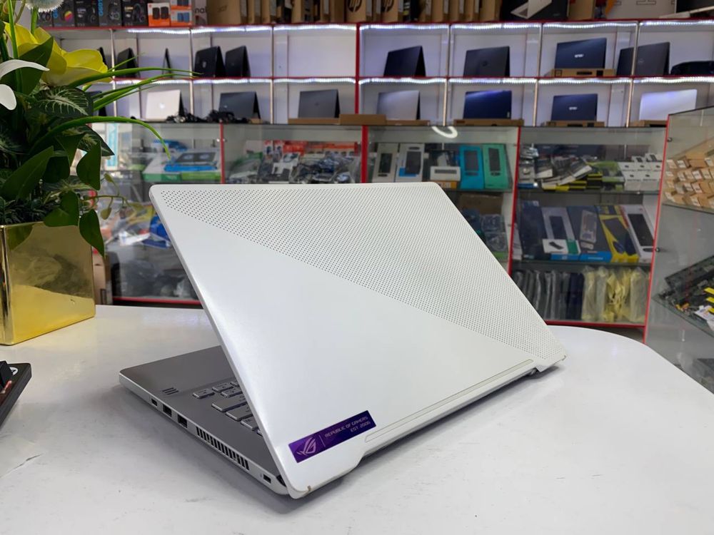 Asus ROG ZEPHYZUS Ryzen 9 32Gb apiratifka RTX 3060 6 Gb vidyokartalik