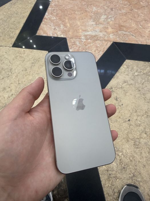 Iphone 15 pro max 256 gb ekran yaxshisiga alishgan