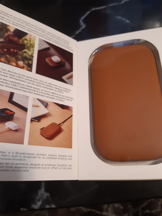 Vand power bank Lexon Wirelessbank 15w