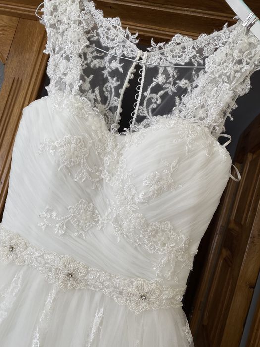 Vand rochie de mireasa
