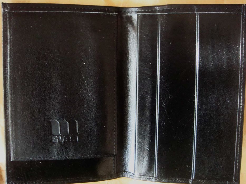 Мъжки кожен портфейл