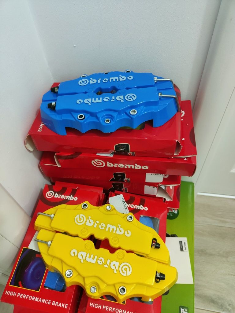 Capace Etrieri Brembo Set 4 Buc / Galben , Albastru Multimarcă