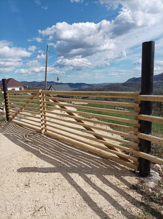 Porti rustice din lemn calibrat