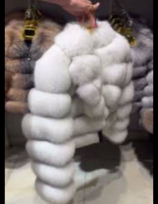 Бяло палто естествен косъм лисица