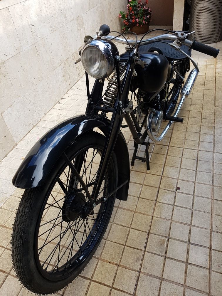 Rar! Vand/ schimb motocicleta antica interbelica de muzeu Ardie