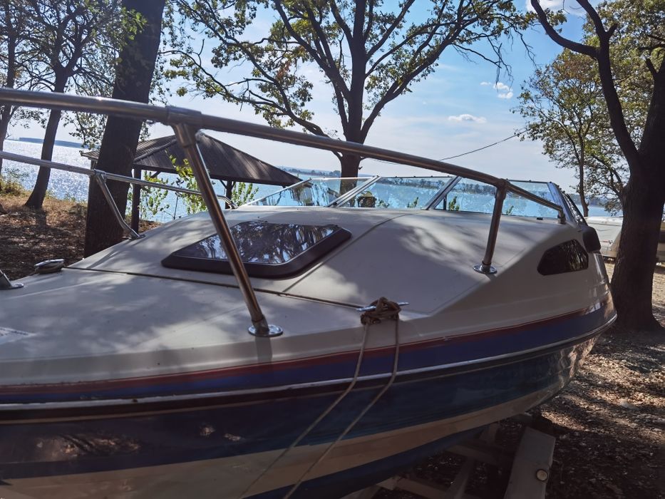 Capri 3.0 Bayliner
