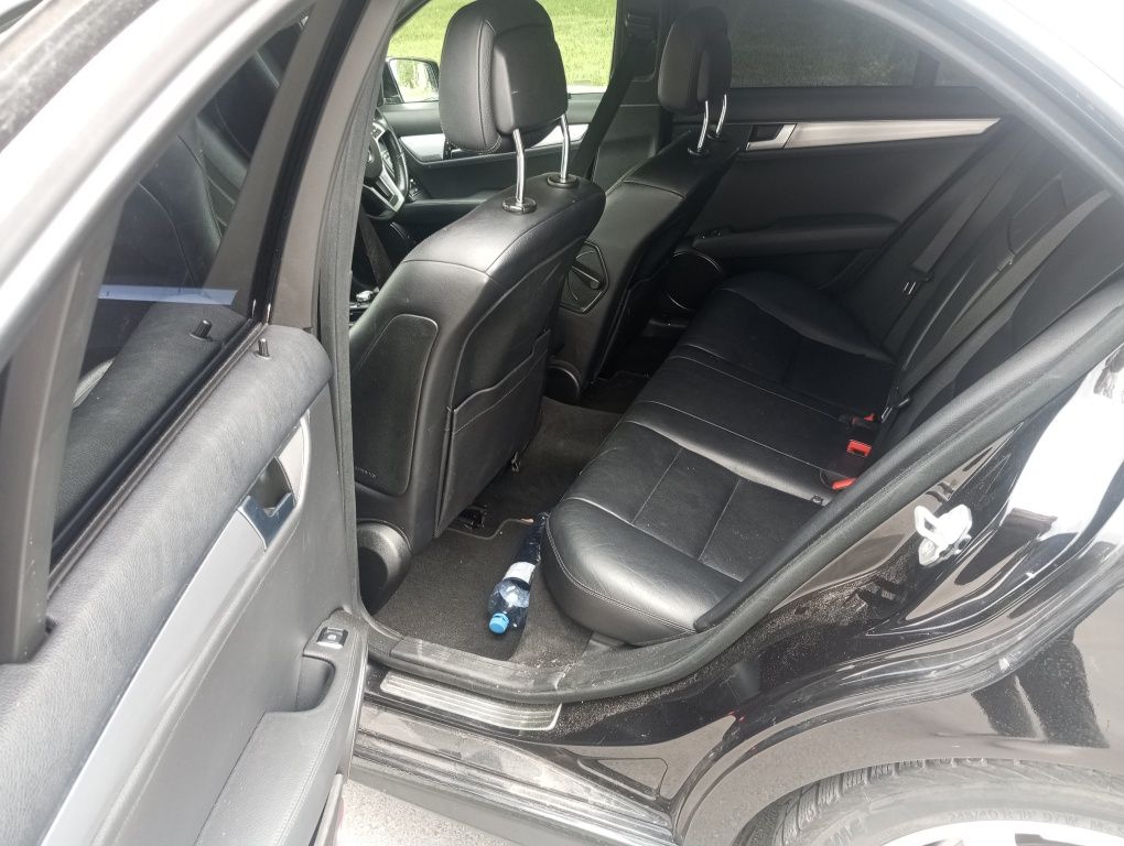 НА ЧАСТИ Мерцедес Ц220 mercedes w204 C220