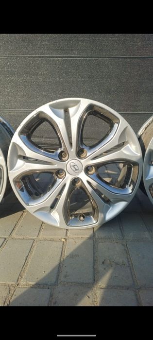 Продаётся Диски R17  цена договорная