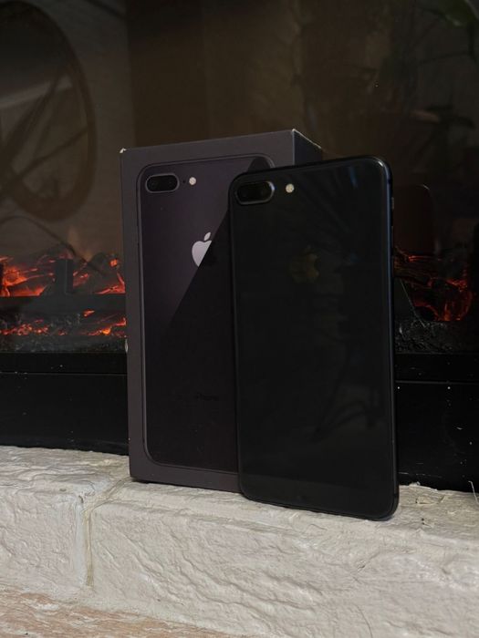 iPhone 8+ торг имеется