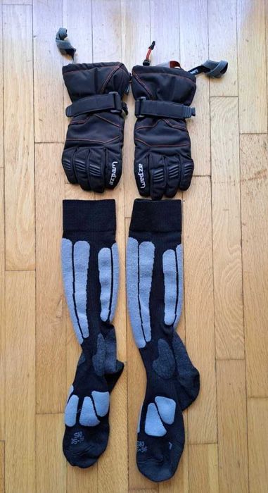 Costum schi juniori North Face Chackal, marime M, pantaloni L + manusi