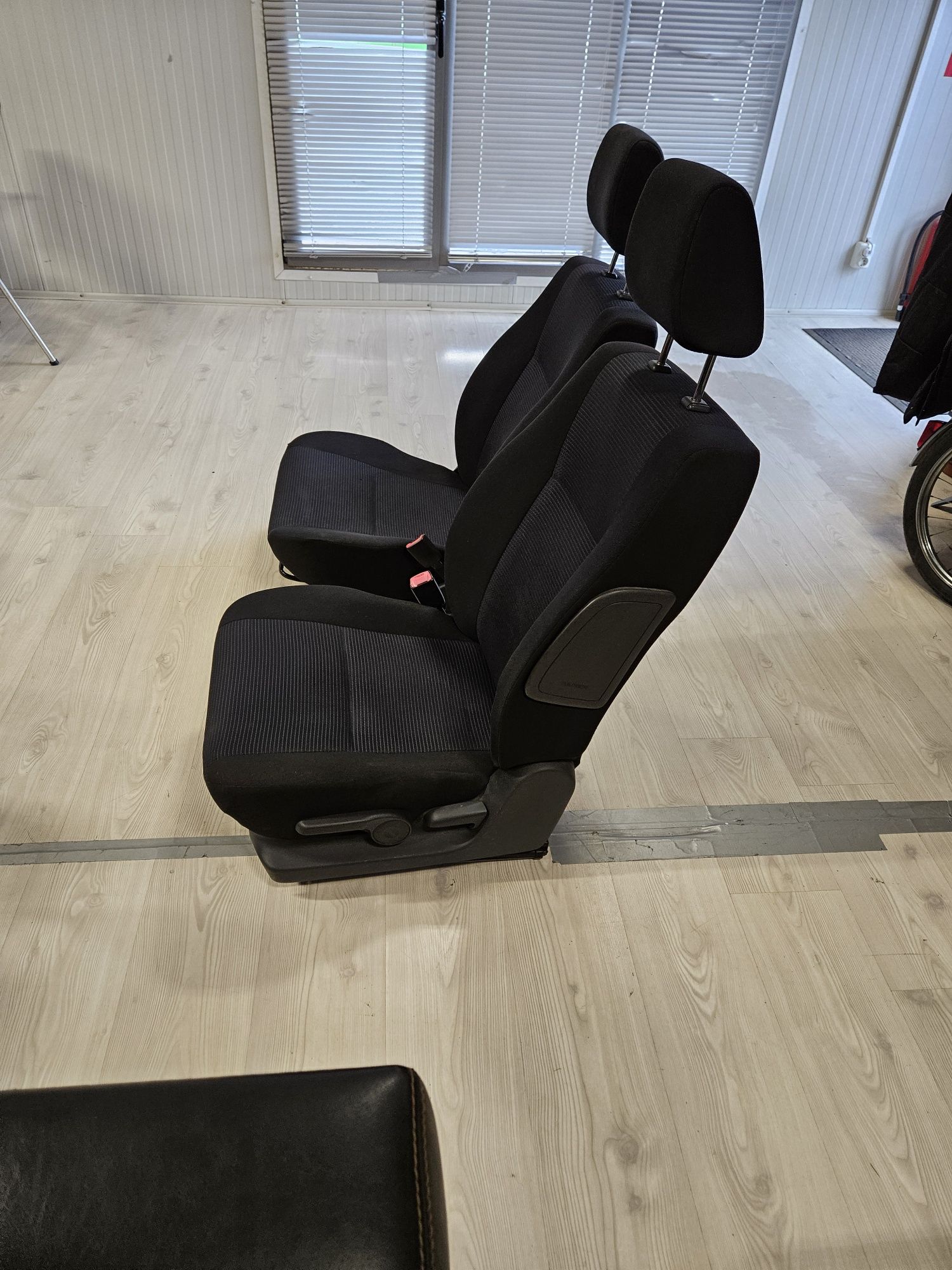 Седалки за Suzuki swift