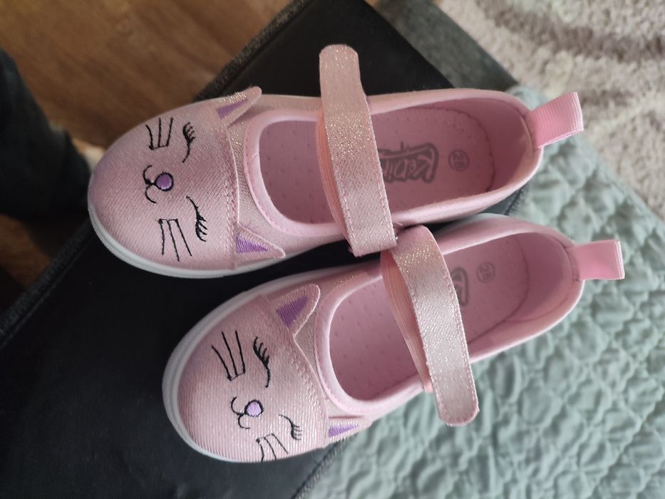 Продам макасы 28 размер новые