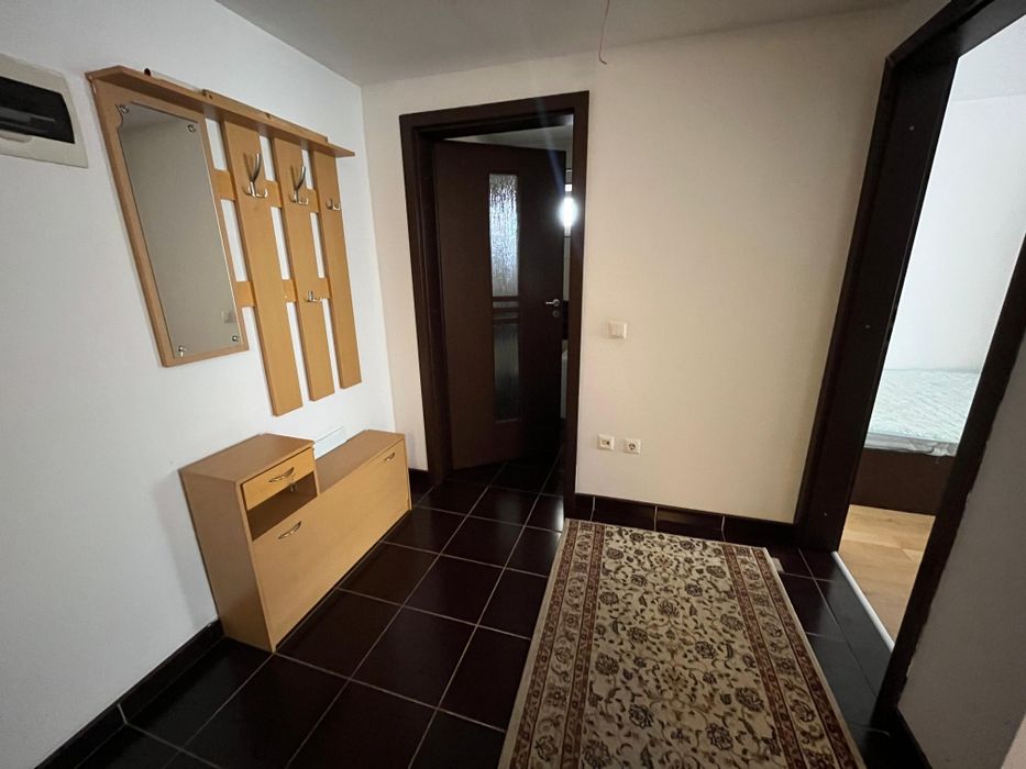 Apartament în zona Schit