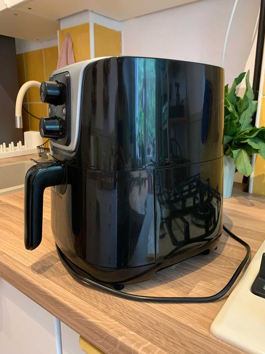 Airfryer / Friteuza cu aer cald BEKO