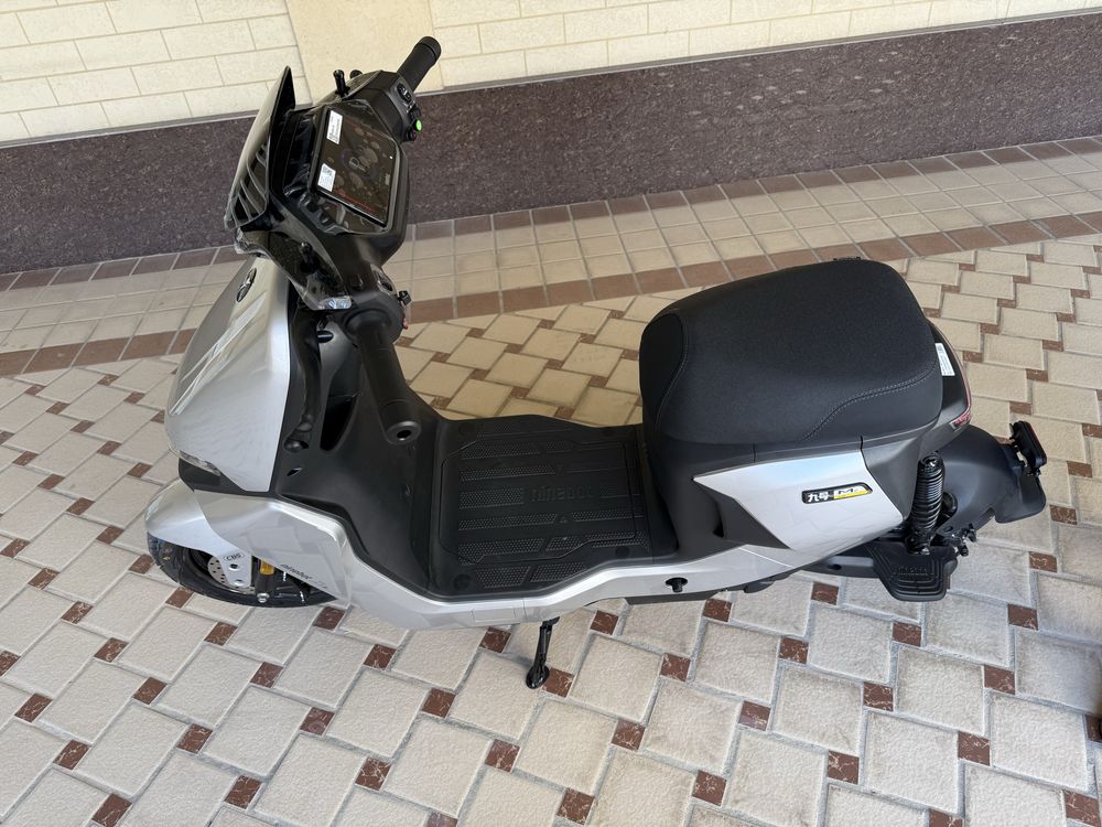 Электроскутер NINEBOT SIGWAY MZ110