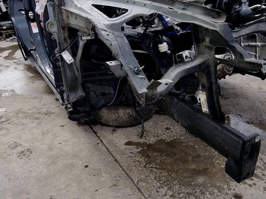 Lonjeron dreapta PORSCHE Cayenne (92A) [Fabr 2010-2017] 3.0 TDI CRCA 1