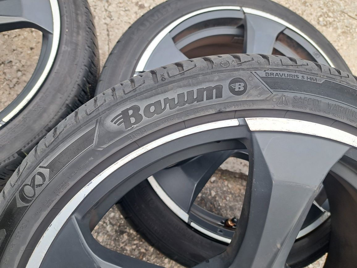 2бр. 225/40/19 Barum Bravuris 5 HM гуми