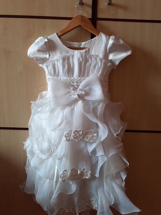 Продам платье для девочек