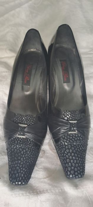 Pantofi eleganți din piele naturală, mărimea 40,5, Italia, cu toc