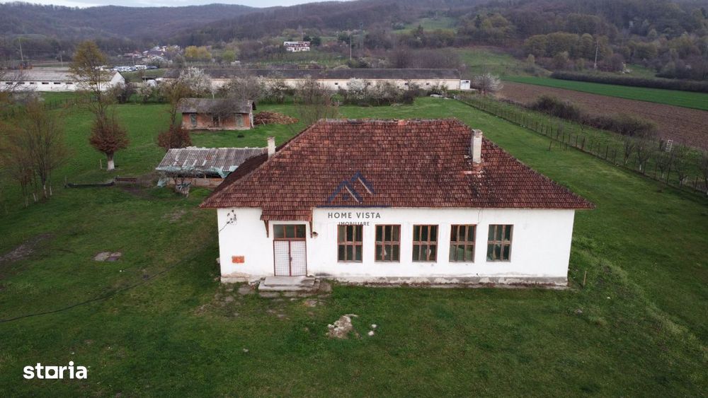 Cladire spatiu comercial (Brutarie)  in comuna Băiculești