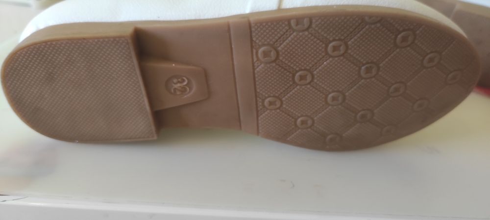 Balerini albi mărimea 32